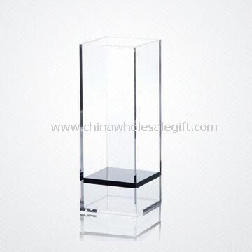 Acrylic Vase Ideal for Decorational Purposes