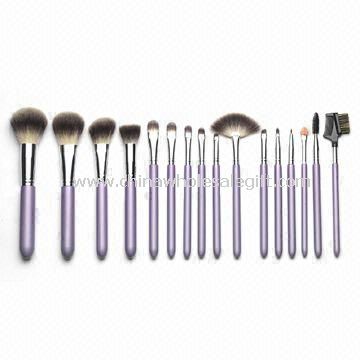 16-Piece Synthetic Hair Cosmetic Brush Set with Wooden Handle in Assorted Colors