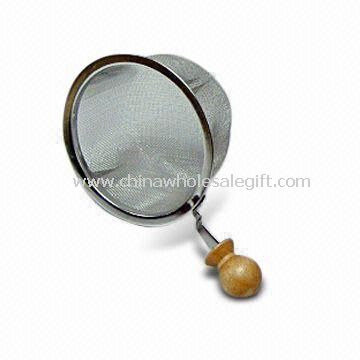 18/8 Stainless Steel Tea Strainer with Wooden Handle