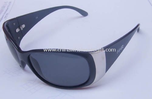 Plastic Polarized Sunglasses