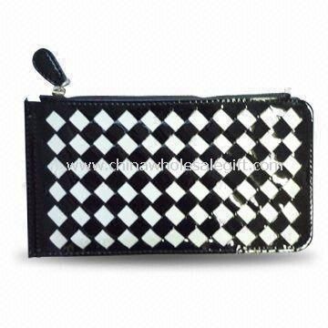Womens PU/Genuine Leather Wallet with Zipper Closure