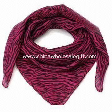 Fashionable Scarf in Square Shape