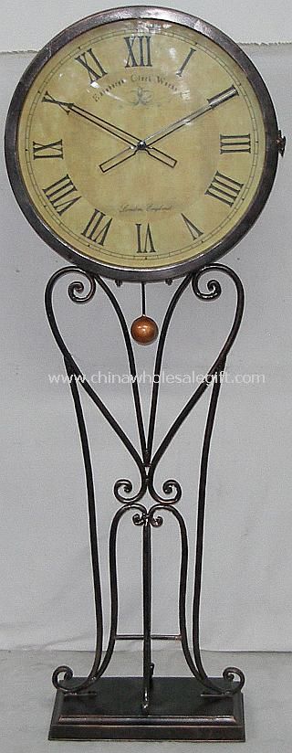 METAL CLOCK