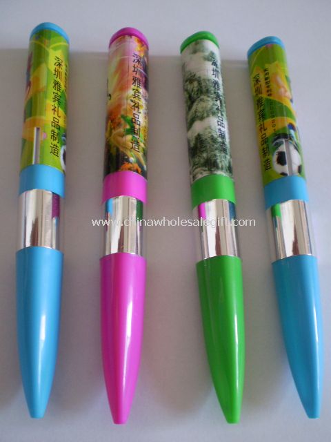 Triangular puzzle pen