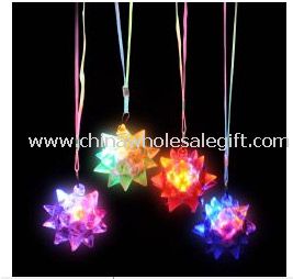 Flashing flower necklace