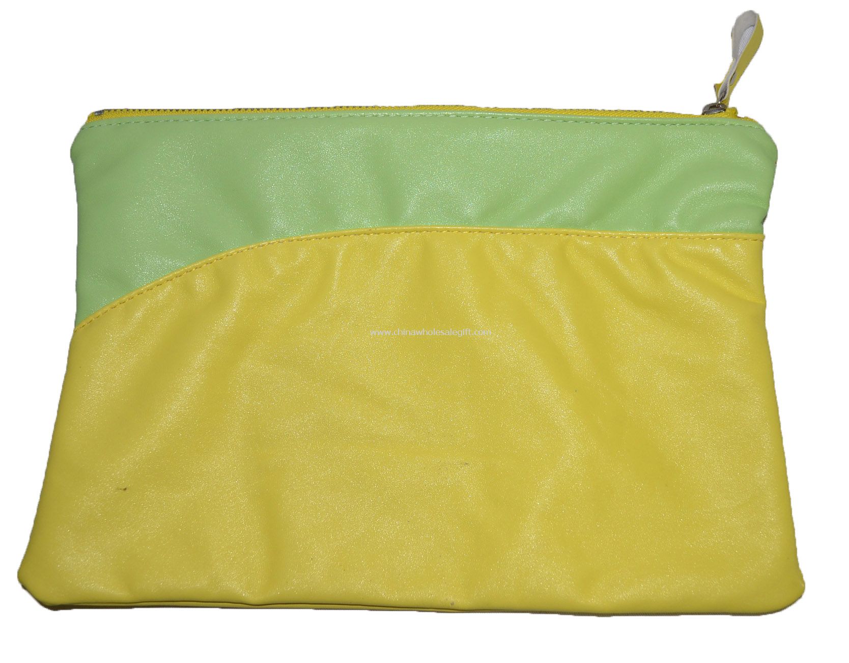 Zipper pouch