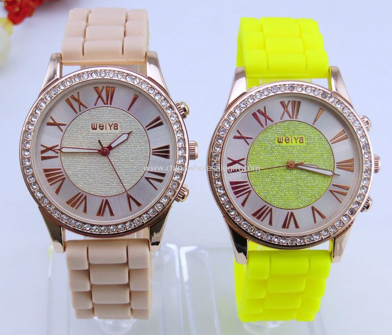 Silicone band sports watch