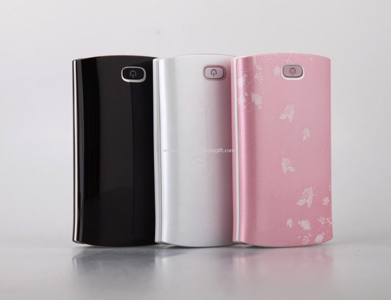 5600mah built in cable power bank