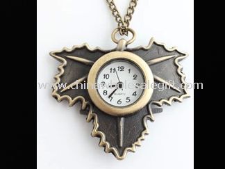 Maple pocket watch