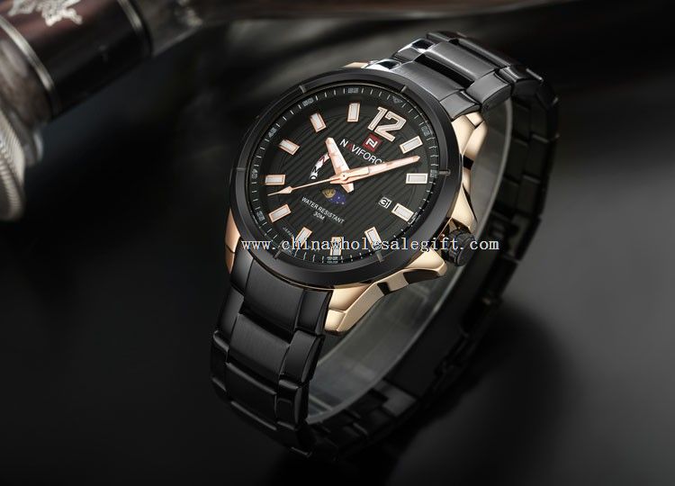 quartz movement watch