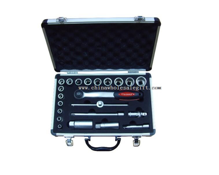 Multifuctional 24pcs hand tool set