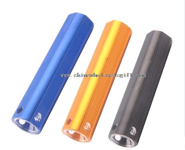 Aluminum tactical led flashlight
