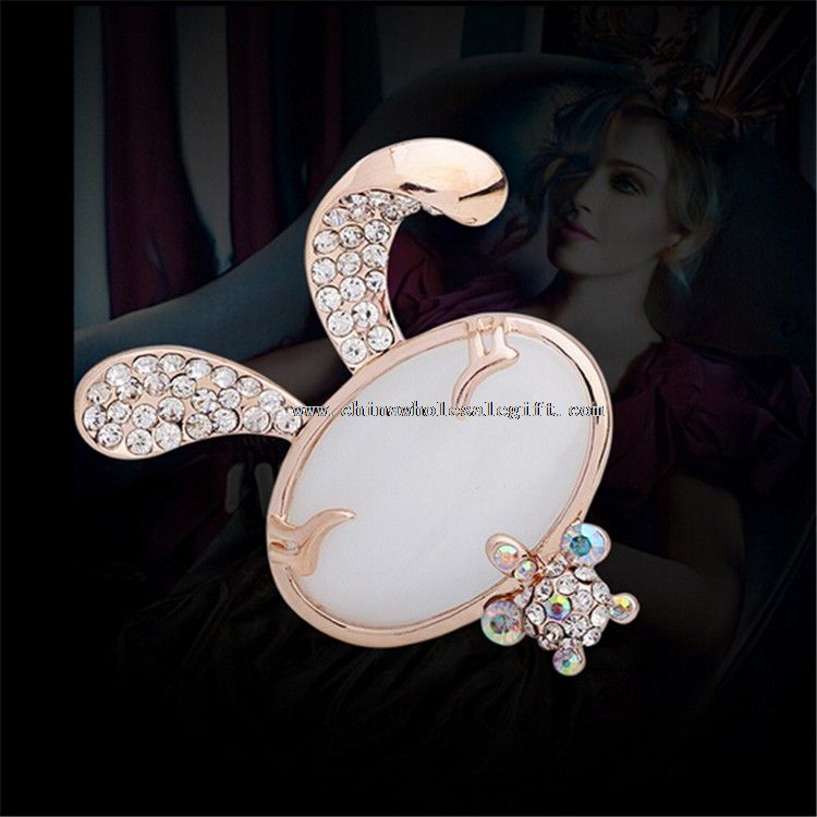 Bunny Shape Lapel Pin