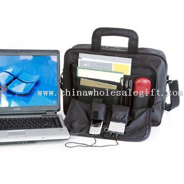 Bilgisayar taşıma çantası