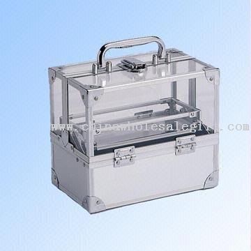 Sturdy Aluminum Cosmetic Case