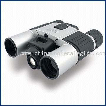 Multifunction Telescope Digital Camera with Built-in 4 x 16MB Memory Device for 300K Pixels