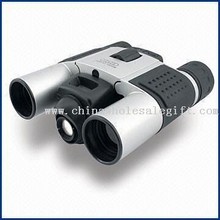 Multifunction Telescope Digital Camera with Built-in 4 x 16MB Memory Device for 300K Pixels images
