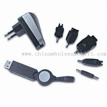 Zatahovací USB cestovní nabíječka Kit