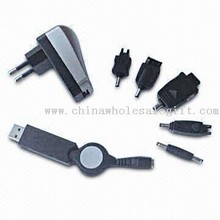 Retractable USB Charger Kit Voyage images