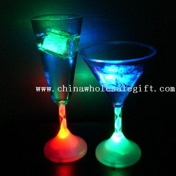 LED lampeggiante il bicchiere di vino