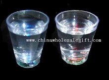Blinkende vand følsomme Shot glas images