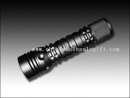 High power LED flashlight