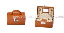 The jewelry case with pockets & straps images