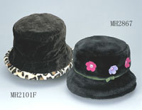 Artificial fur winter hat with flowers