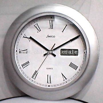 14-Inch Wall Clock with LCD Day / Date Calendar