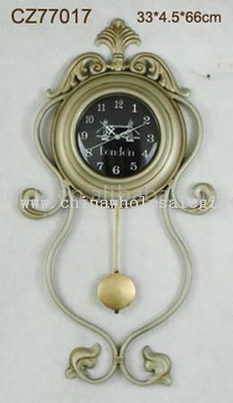 Zegar ścienny metalowy klasycznego