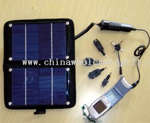 Caricabatterie solare con multi-funzione