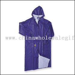 PVC/POLYESTER/PVC Raincoat with vented-cape back