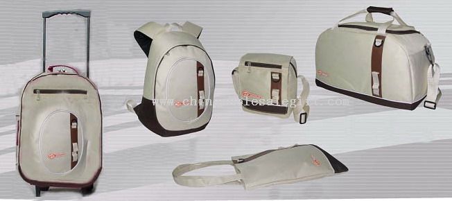 TRAVEL SET 5PCS