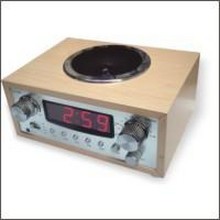Wooden AM/FM radio images