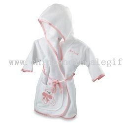 Gadis bayi menutup-nutupi berkerudung hal-hal yang ingat