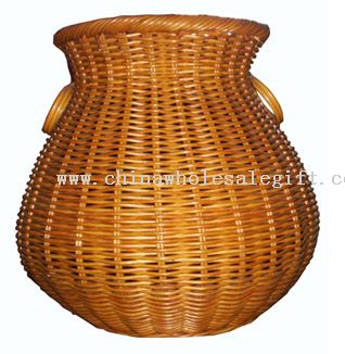 Guchi Rattan