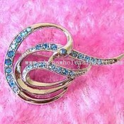 Swan Brooch images