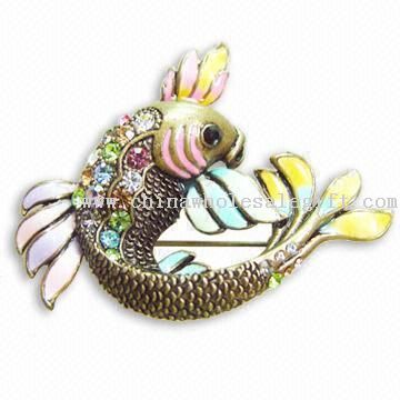 Rhinestone brooch