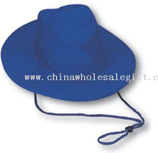 Chapeau d'été avec le big band