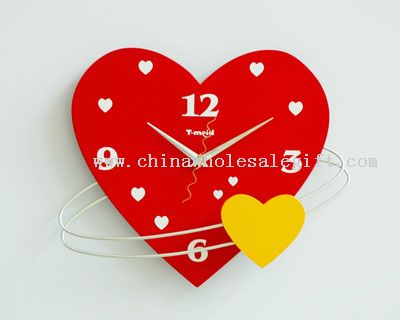 Heart wall clock