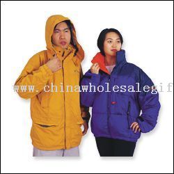 Nylon Taslan / PU einzigen Farbe atmungsaktive Beschichtung Abenteuer Jacke