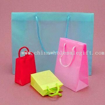 Paper Gift Bags with Christmas Theme and Optional Glossy Lamination