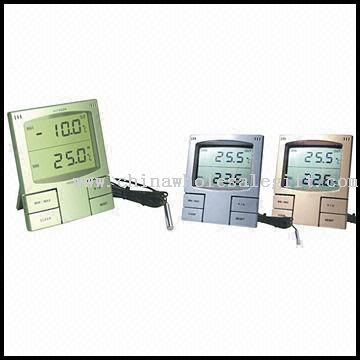 Weather Station Calendar with Temperature and Humidity Display