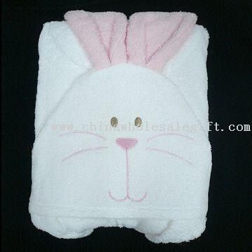 Пляжное полотенце с капюшоном кролика