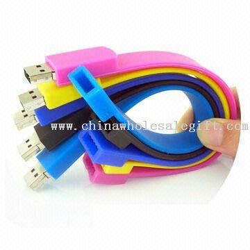 Bracelet-shaped USB Flash Drive
