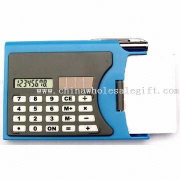 Åtte sifre kalkulator med visittkort boksen og kulepenn
