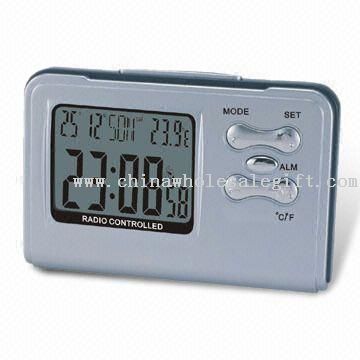 Portabel multi band Radio Controlled Clock dengan LED Backlight dan CR2032 x 1 baterai