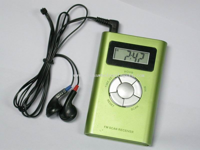 mp3 radio with time and frequency display