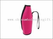 Wine bottle holder with zipper and handle images