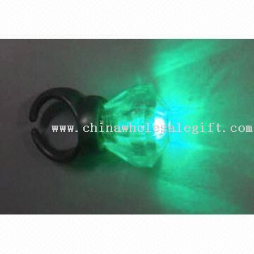 Flashing Crystal Ring with Green LED